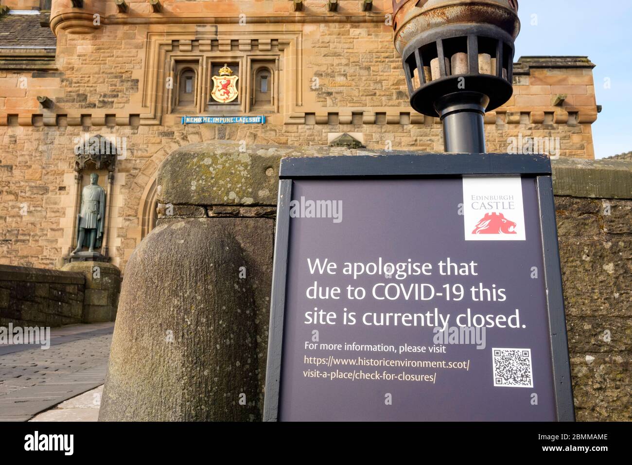 Closed sign outside Edinburgh Castle, during the March 2020 Coronavirus Covid19 UK outbreak
