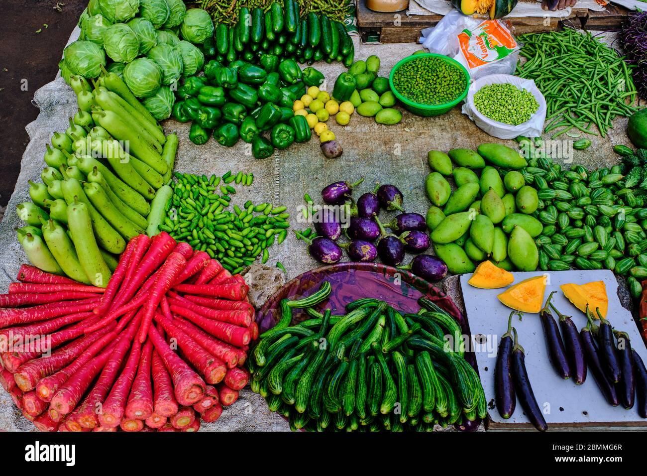 India, Gujarat, Ahmedabad, Unesco World Heritage city, fruit and