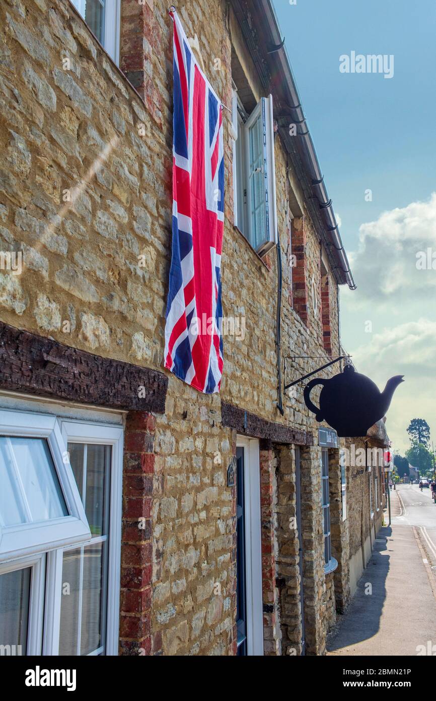 8 May 2020. Village cafe in cottage in Sharnbrook, Bedfordshire, UK decorated with union jack flag for VE Day 75th anniversary Stock Photo