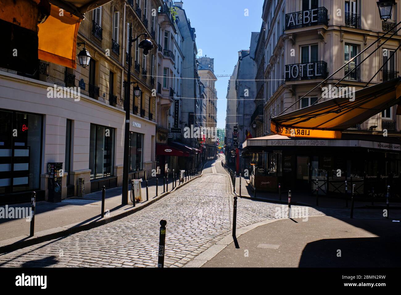 District rue hires stock photography and images Alamy