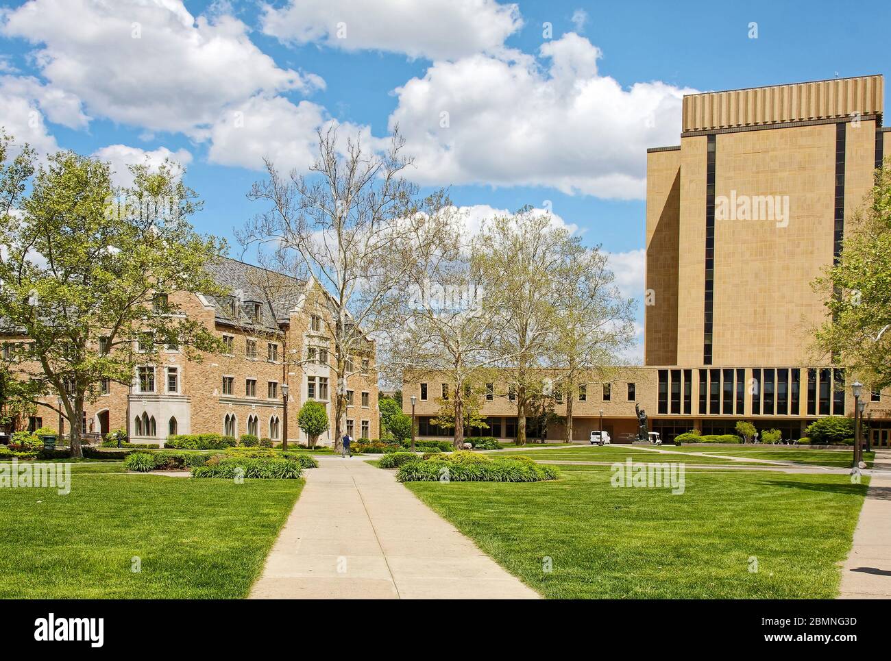 University of Notre Dame, campus scene, Knott Hall, Hesburgh Library, grass, walkways, Catholic college, school, education, Indiana; USA; Notre Dame; Stock Photo