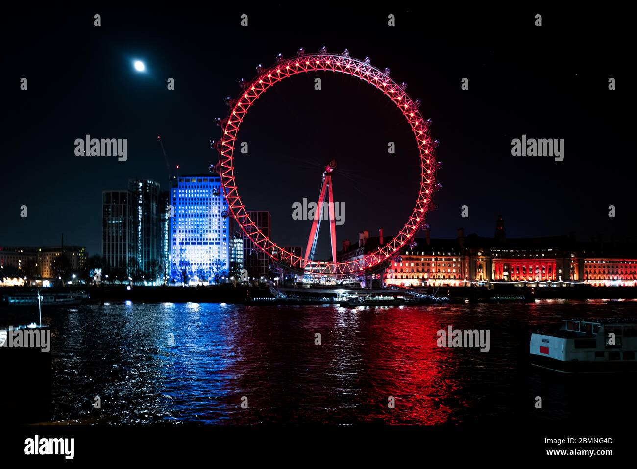 Nights in London England to view United Kingdom's London Eye, river thames Stock Photo