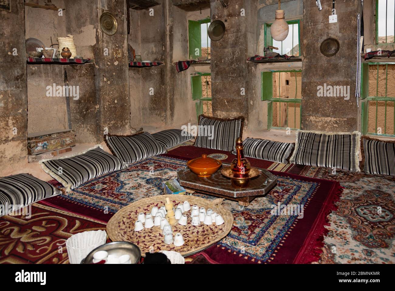 arabian sitting room design