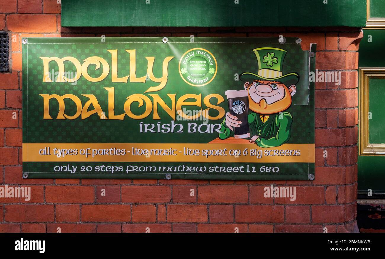 An Irish Bar in Liverpool Stock Photo Alamy