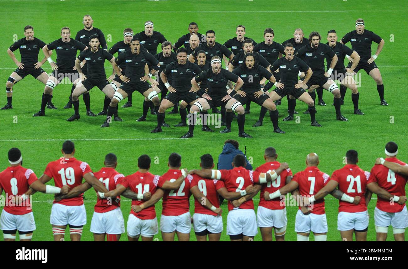 Rugby World Cup 2015, Pool C game,. New Zealand v Tonga, St James park,  Newcastle. New Zealand All Blacks perform the Haka b Stock Photo - Alamy