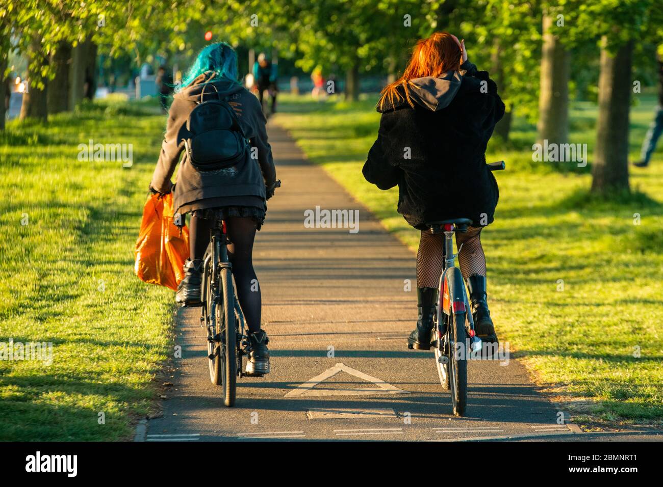 Orange girls cheap bike