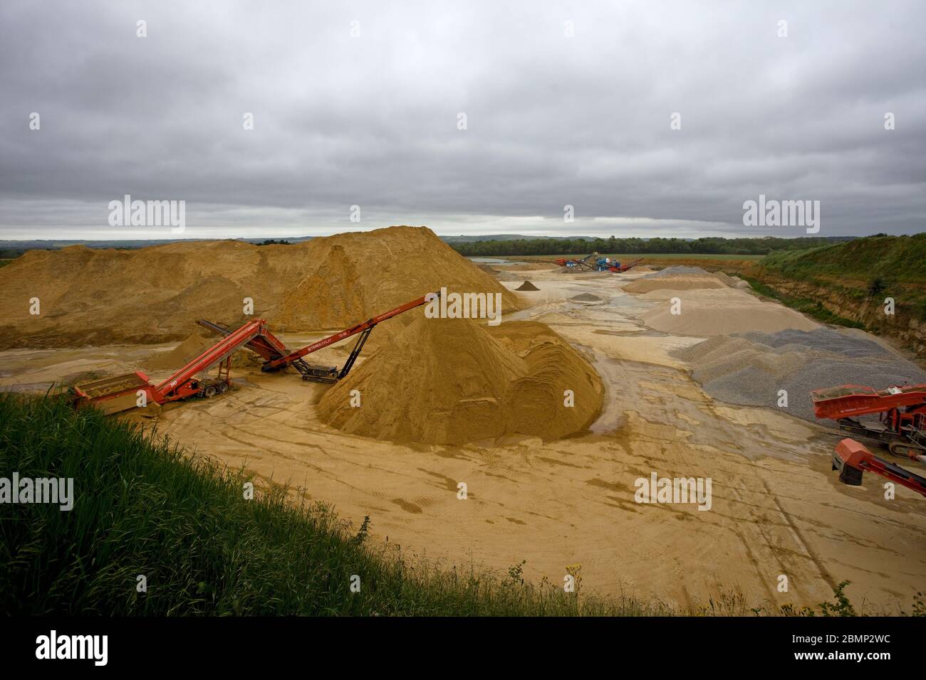 Sand and gravel quarry, Oxfordshire, England Stock Photo