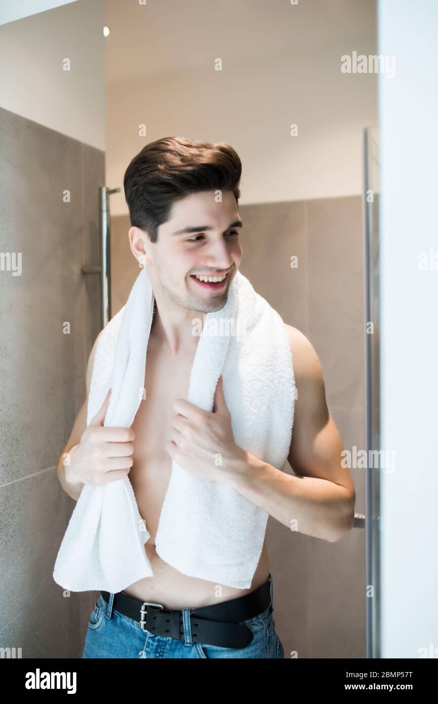 Male Bathroom Cam Male Bathroom Cam