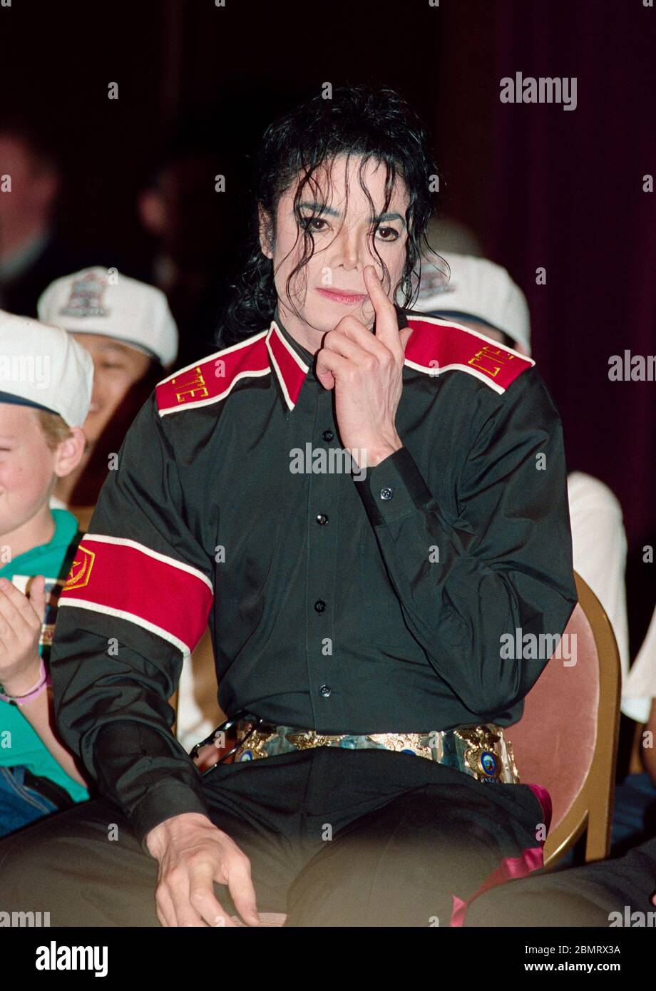 LOS ANGELES, CA. January 26, 1993: Pop superstar Michael Jackson at NFL press conference in Los Angeles.  File photo © Paul Smith/Featureflash Stock Photo