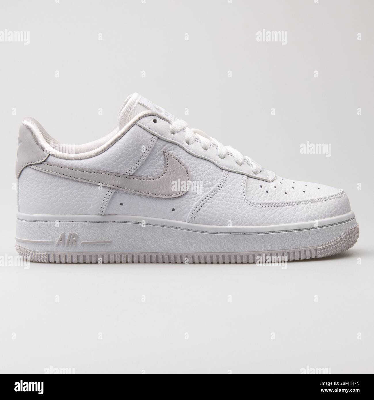 Nike air force 1 hi-res stock photography and images - Alamy