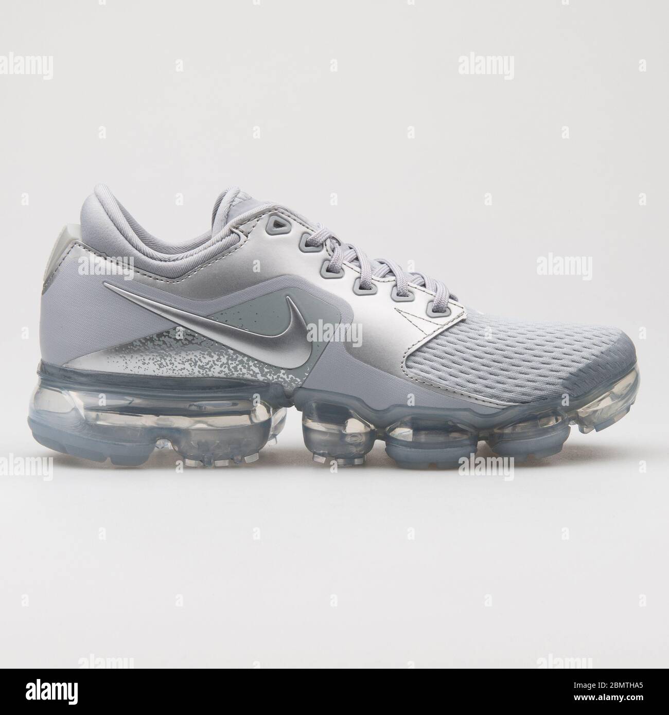 Vapormax hi-res stock photography and images - Alamy