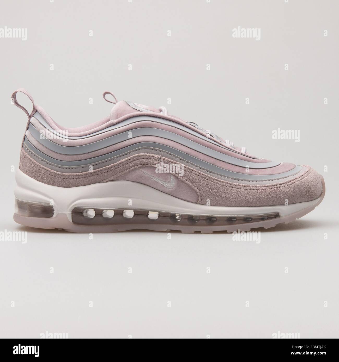 Nike air max 97 hi-res stock photography and images - Alamy