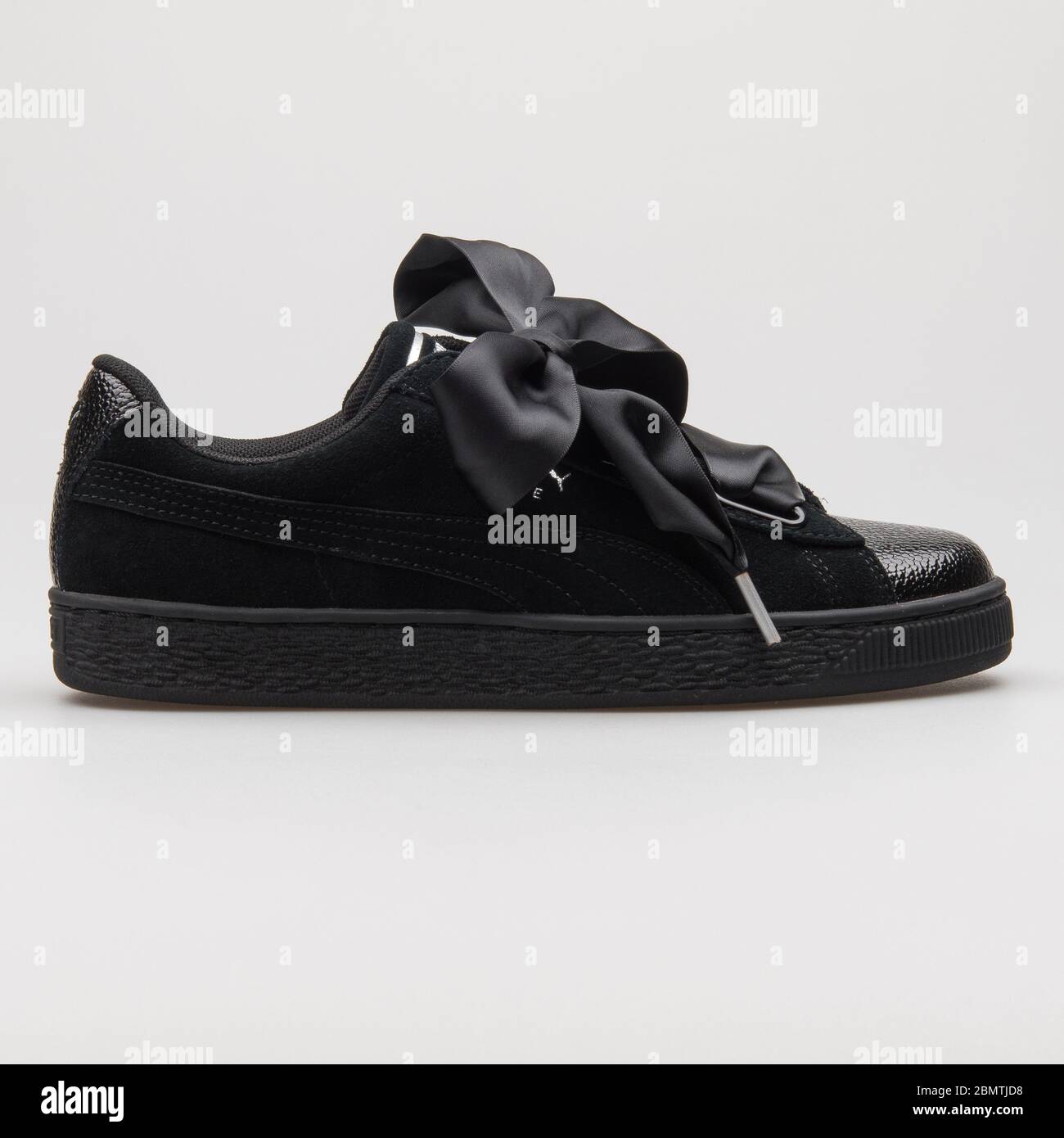 Black suede puma sneakers hi res stock photography and images Alamy