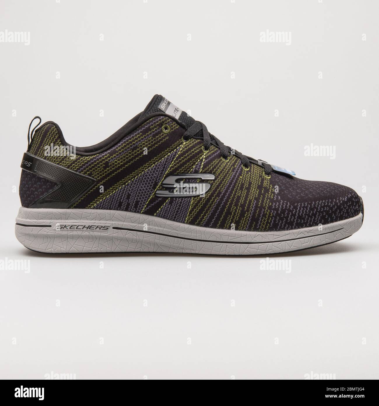 دفتر ضباب رومانسي skechers vienna 