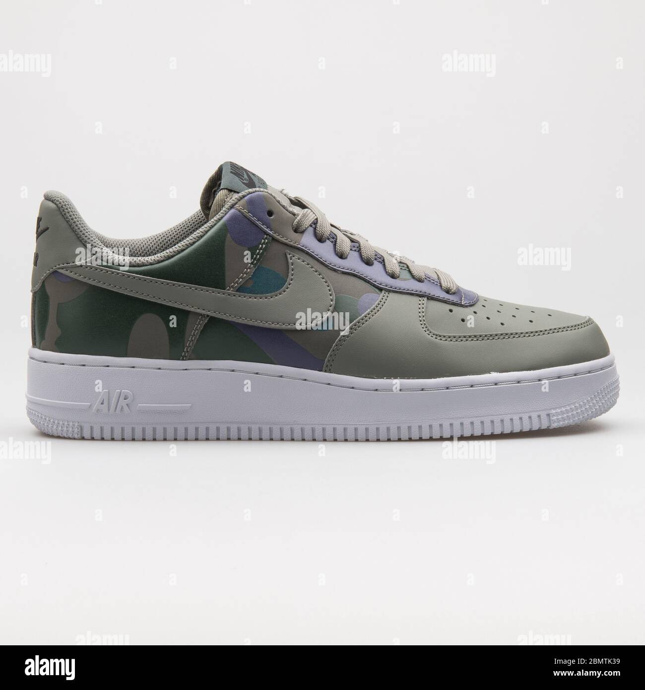 VIENNA, AUSTRIA - FEBRUARY 19, 2018: Nike Air Force 1 07 LV8 dark green camo  sneaker on white background Stock Photo - Alamy