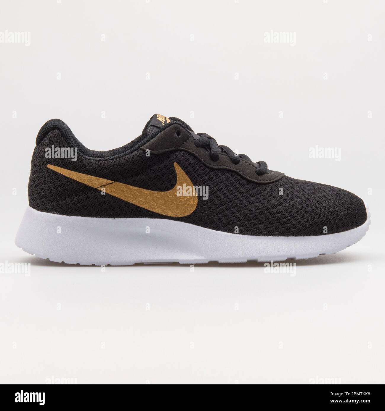 Nike tanjun azzurre hot sale