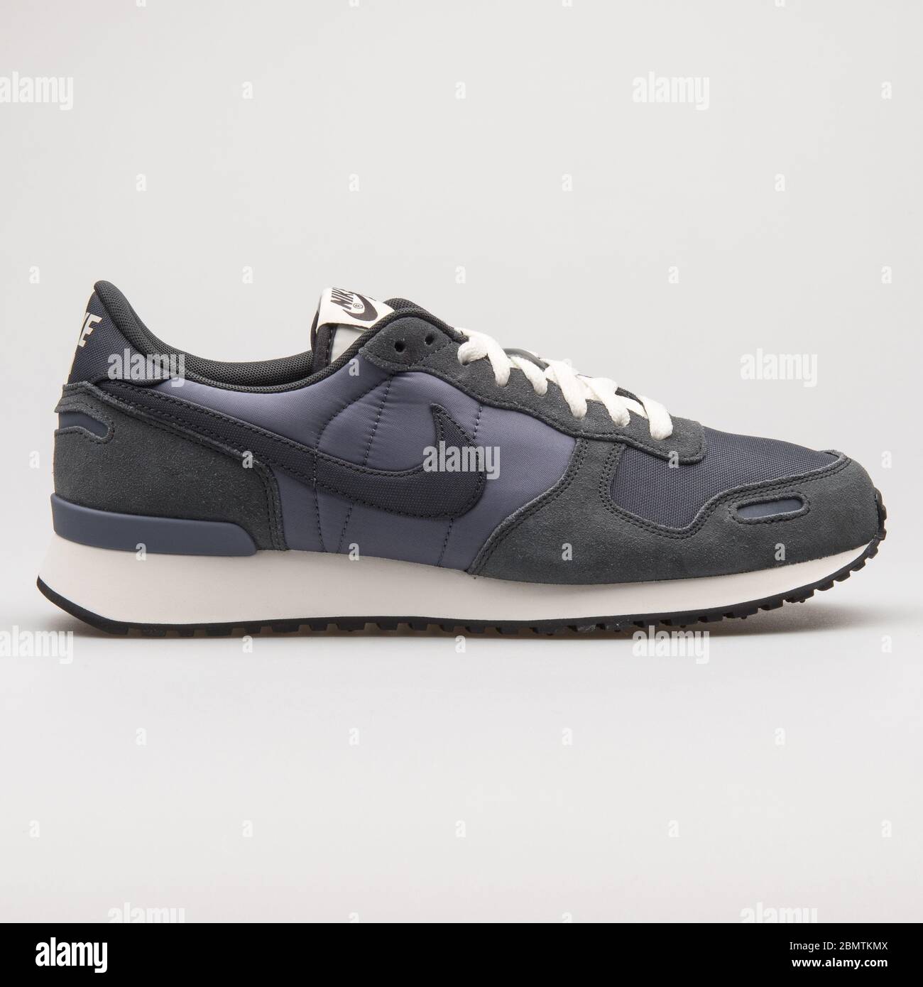 Running shoes sneakers nike hi res stock photography and images Page 16 Alamy