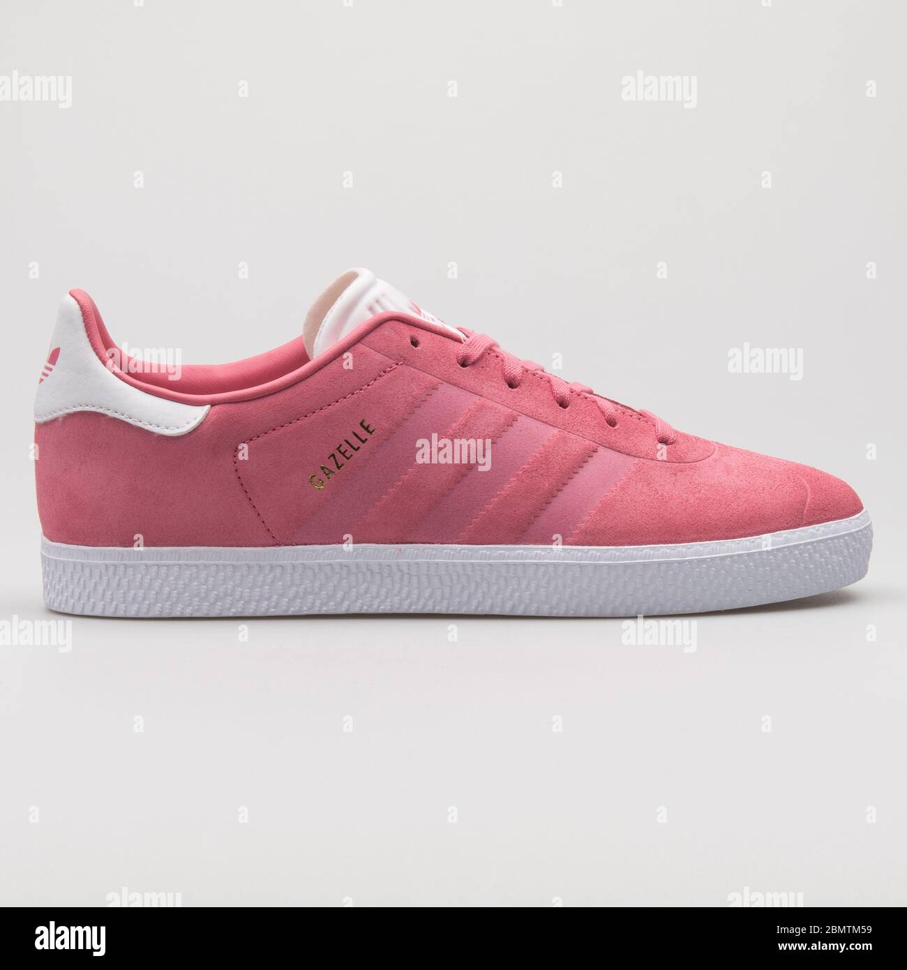 Adidas gazelle trainers hi-res stock photography and images - Alamy