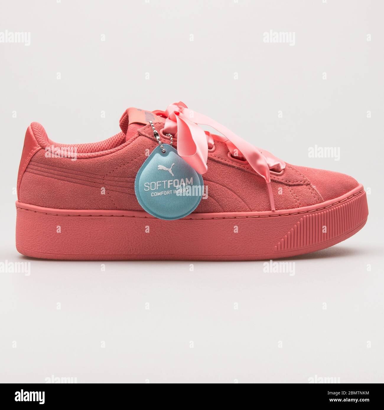 puma vikky ribbon pink