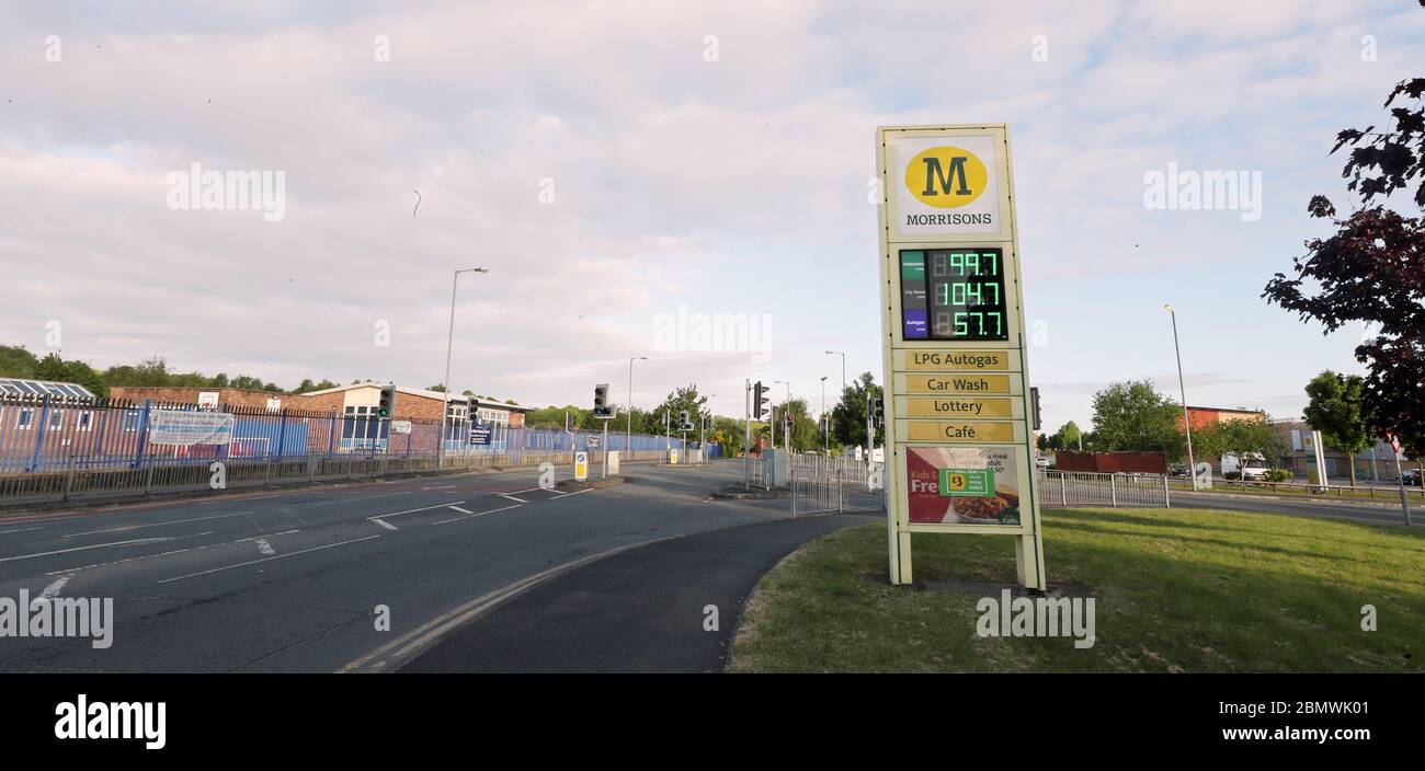 Supermarket morrisons in belle vale hires stock photography and images