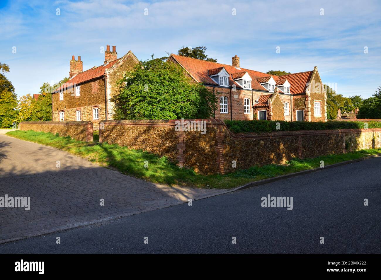 The Old School House, Castle Rising Village, Norfolk Stock Photo Alamy