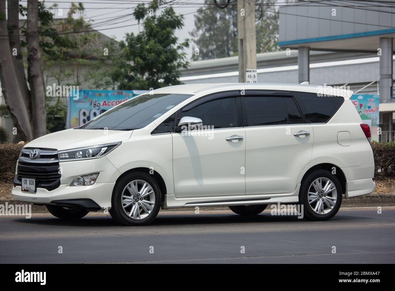 Innova Car High Resolution Stock Photography And Images Alamy