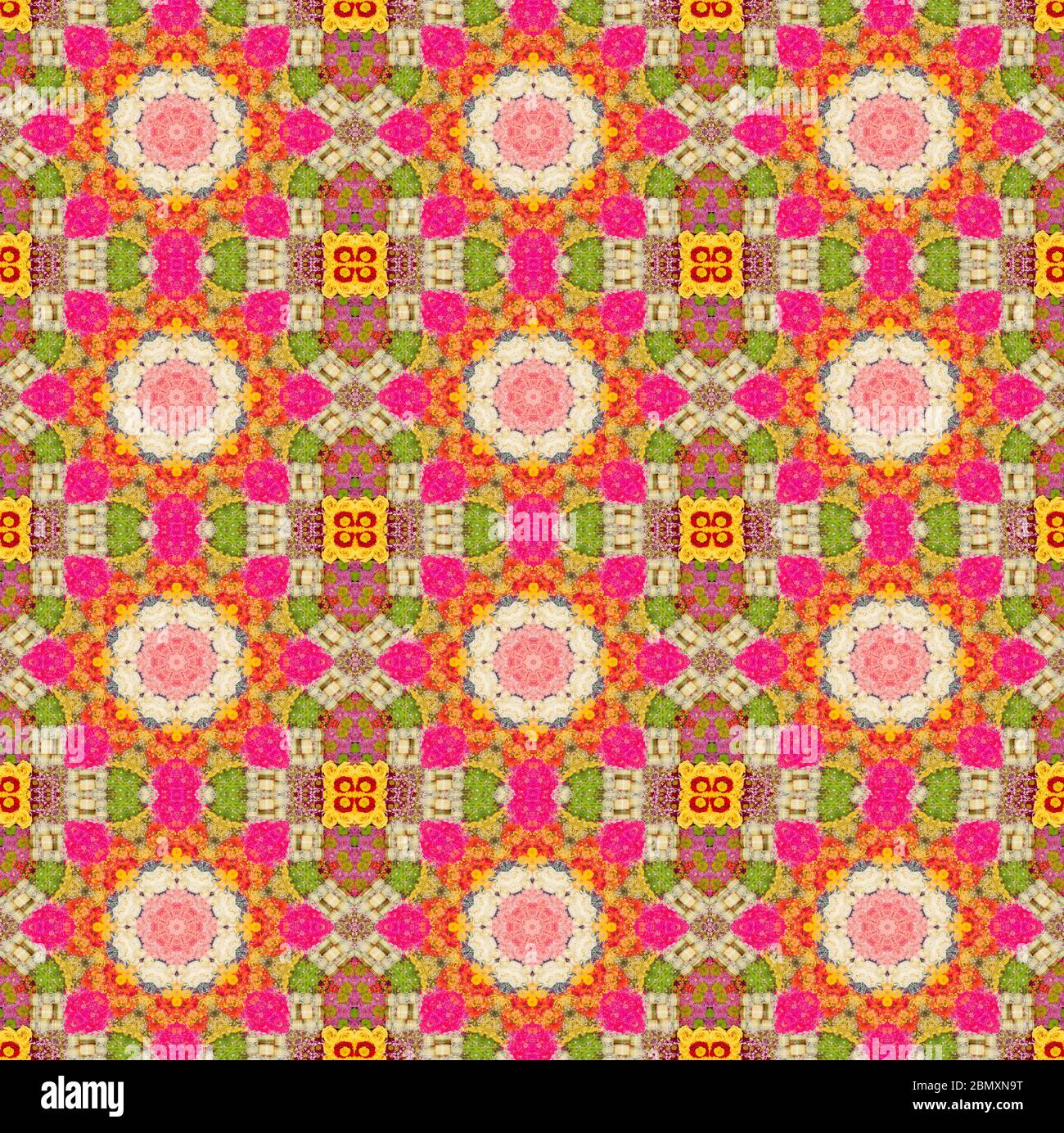 Kaleidoscope wallpaper hi-res stock photography and images - Alamy