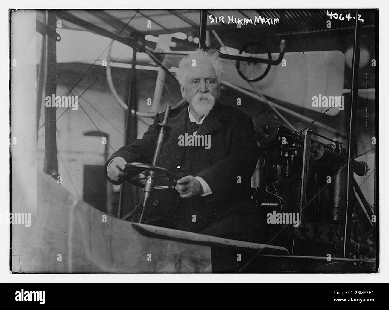Hiram maxim Black and White Stock Photos & Images Alamy