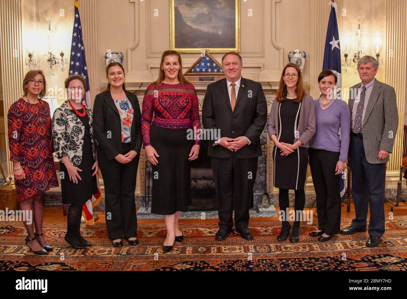Secretary Pompeo Meets With the 2018 Winners of the the American Foreign Service Worldwide Secretary of State Award for Outstanding Volunteerism Abroad Secretary of State Miachael R. Pompeo meets with the 2018 winners of the Associates of the American Foreign Service Worldwide (AAFSW) Secretary of State Award for Outstanding Volunteerism Abroad Stock Photo
