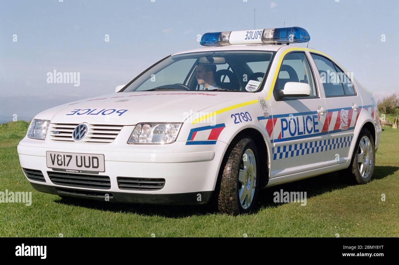 1999 VW Volkswagen Bora as a Hampshire Constabulary Police patrol vehicle. Hampshire, England, UK. Stock Photo