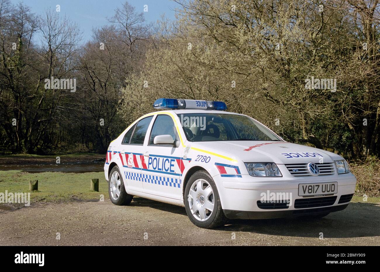 1999 VW Volkswagen Bora as a Hampshire Constabulary Police patrol vehicle. Hampshire, England, UK. Stock Photo