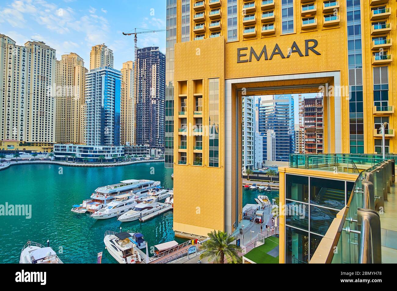 DUBAI, UAE - MARCH 2, 2020: The arch of modern luxury Address Dubai Marina hotel, located next to Marina Mall and yacht club, on March 2 in Dubai Stock Photo