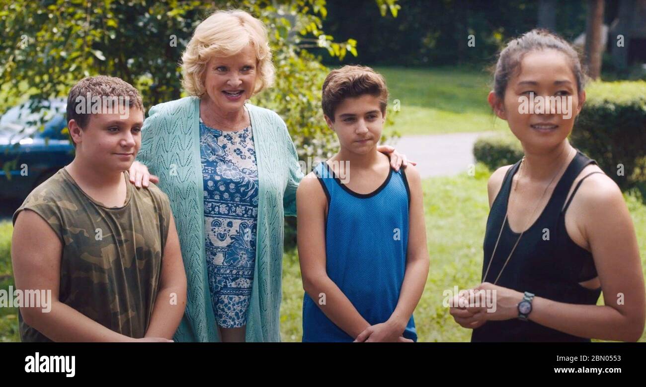 DRIVEWAYS, from left Jack Caleb, Christine Ebersole, James