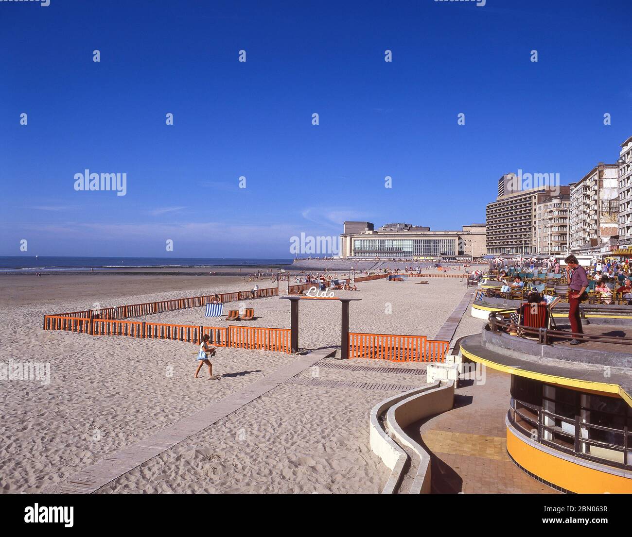 Beach and promenade, Ostend (Oostende), West Flanders Province, Kingdom of Belgium Stock Photo