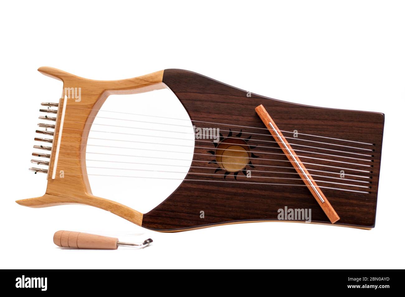 Horizontal harp instrument outlet
