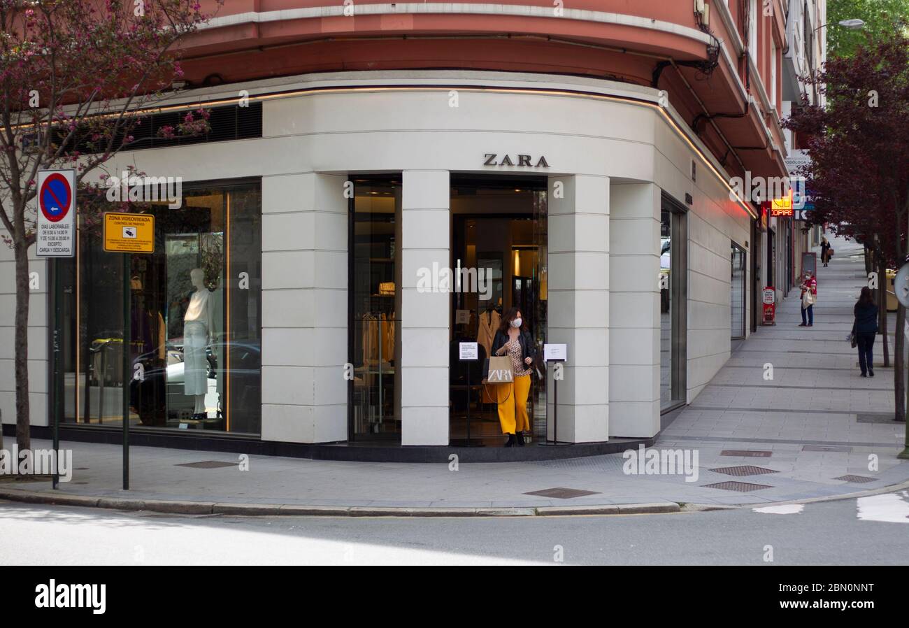 A Coruña-Spain. The first store opened by the 'Inditex' group, under the  name 'Zara', on a central street in La Coruña closed by the crisis covid-19  Stock Photo - Alamy