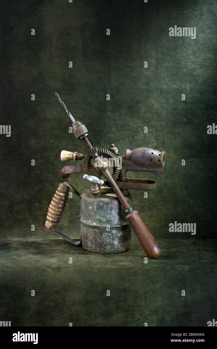 Old blowtorch hi-res stock photography and images - Alamy