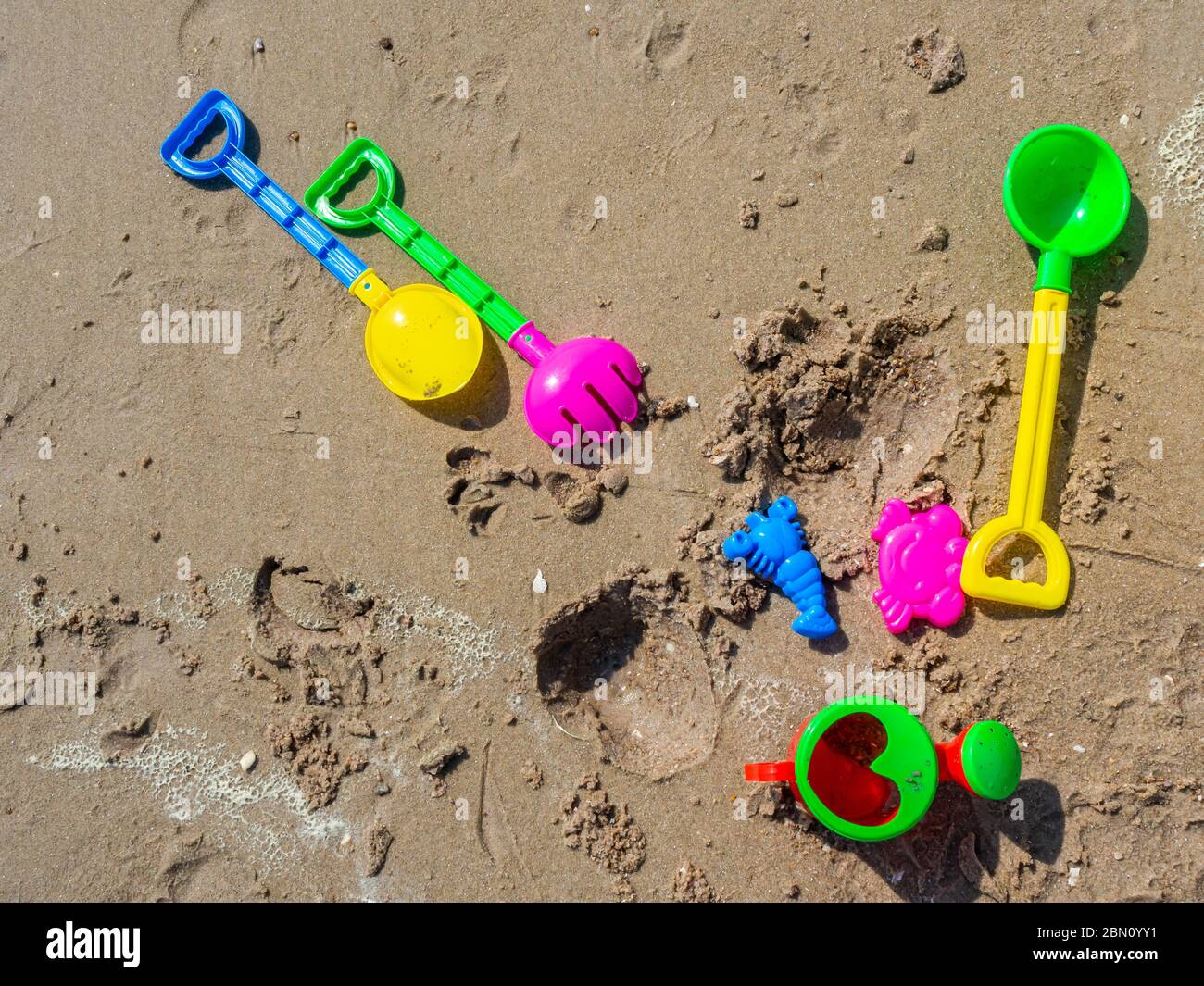 wet sand toy