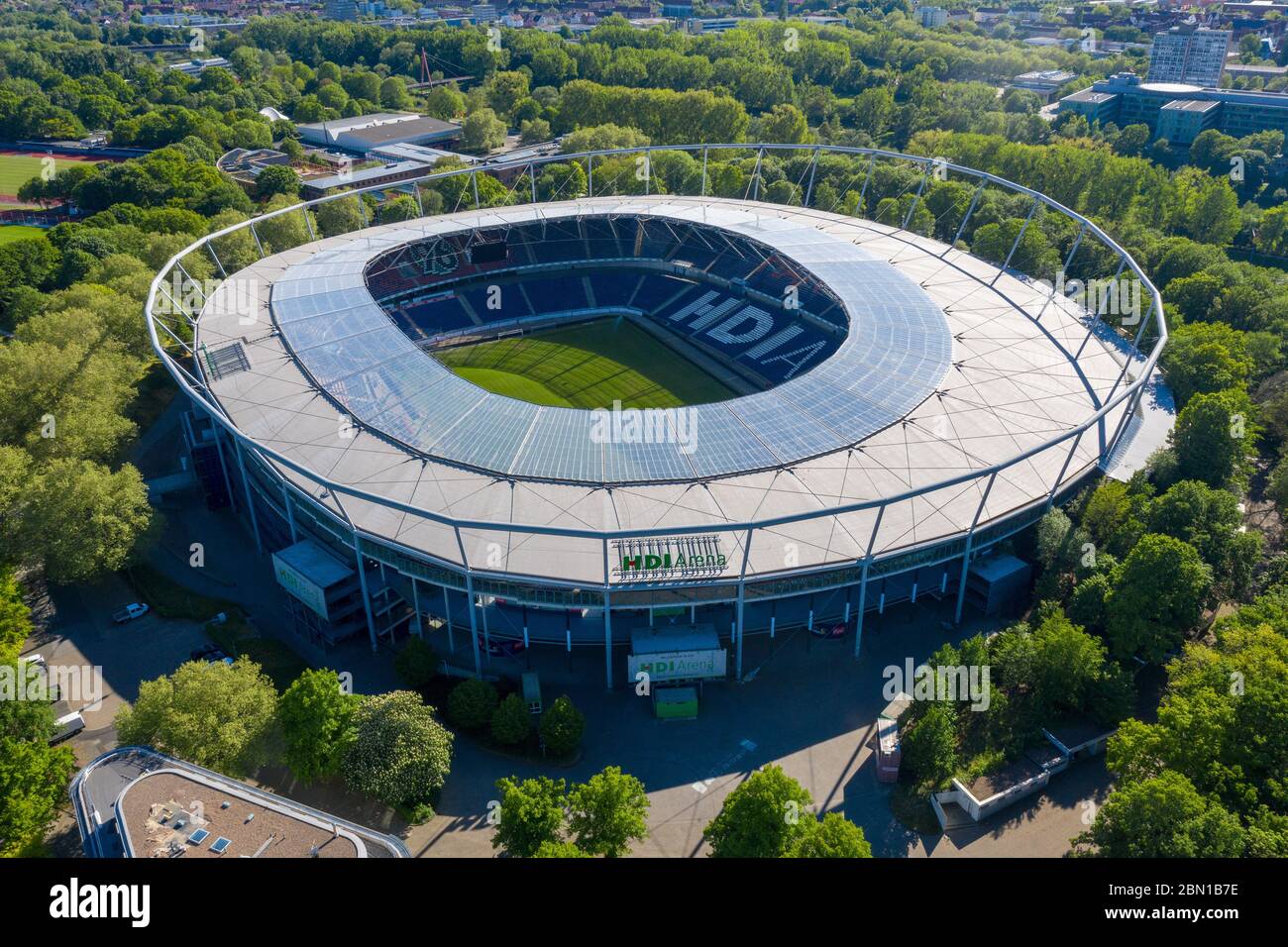 Hanover, Deutschland. 09th May, 2020. firo: 09.05.2020, soccer, 2.Bundesliga, season 2019/2020, Hanover 96, stadium, HDI-Arena, exterior view, aerial view, from above, drone, drone photo, | usage worldwide Credit: dpa/Alamy Live News Stock Photo
