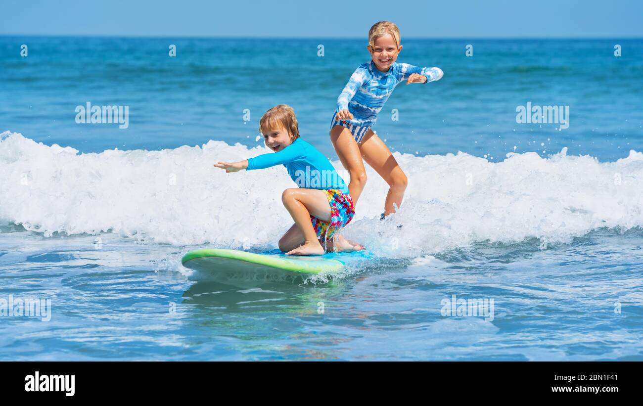 Surfer With Baby On Surfboard High Resolution Stock Photography And Images Alamy Surfer With Baby On Surfboard High Resolution Stock Photography And Images Alamy