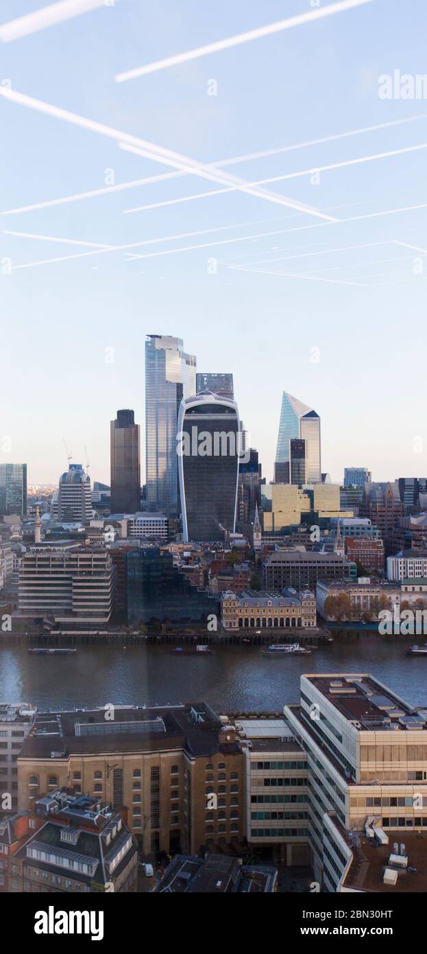 Highrise view hi-res stock photography and images - Alamy