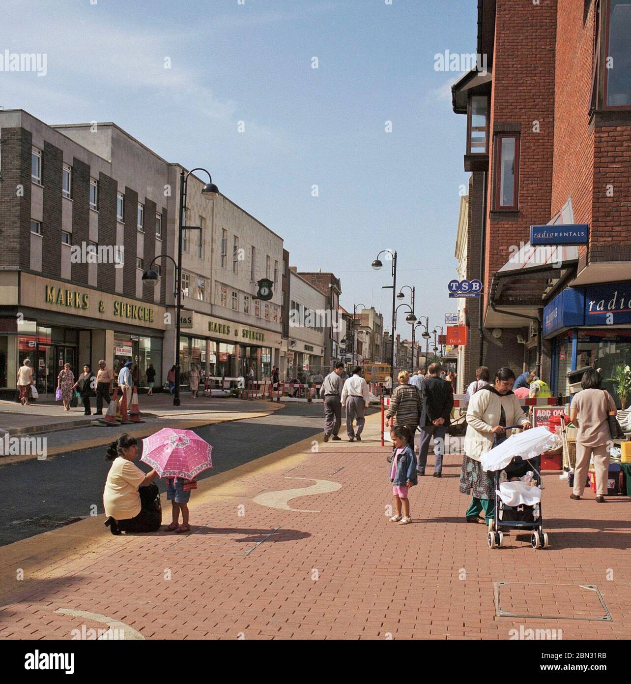 Hounslow town centre hires stock photography and images Alamy