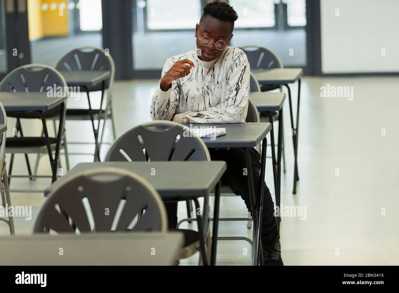 High school student classroom hires stock photography and images Alamy