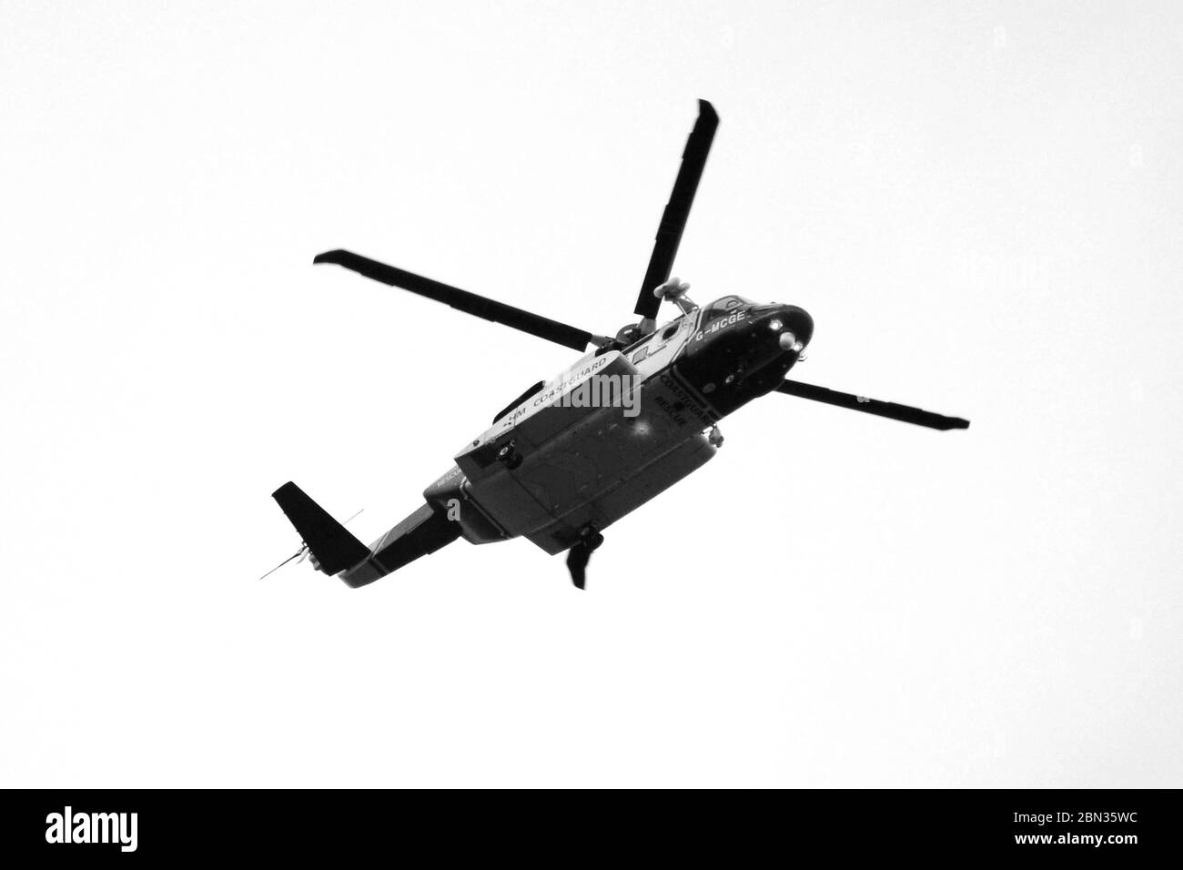 Sikorsky search and rescue helicopter Black and White Stock Photos ...