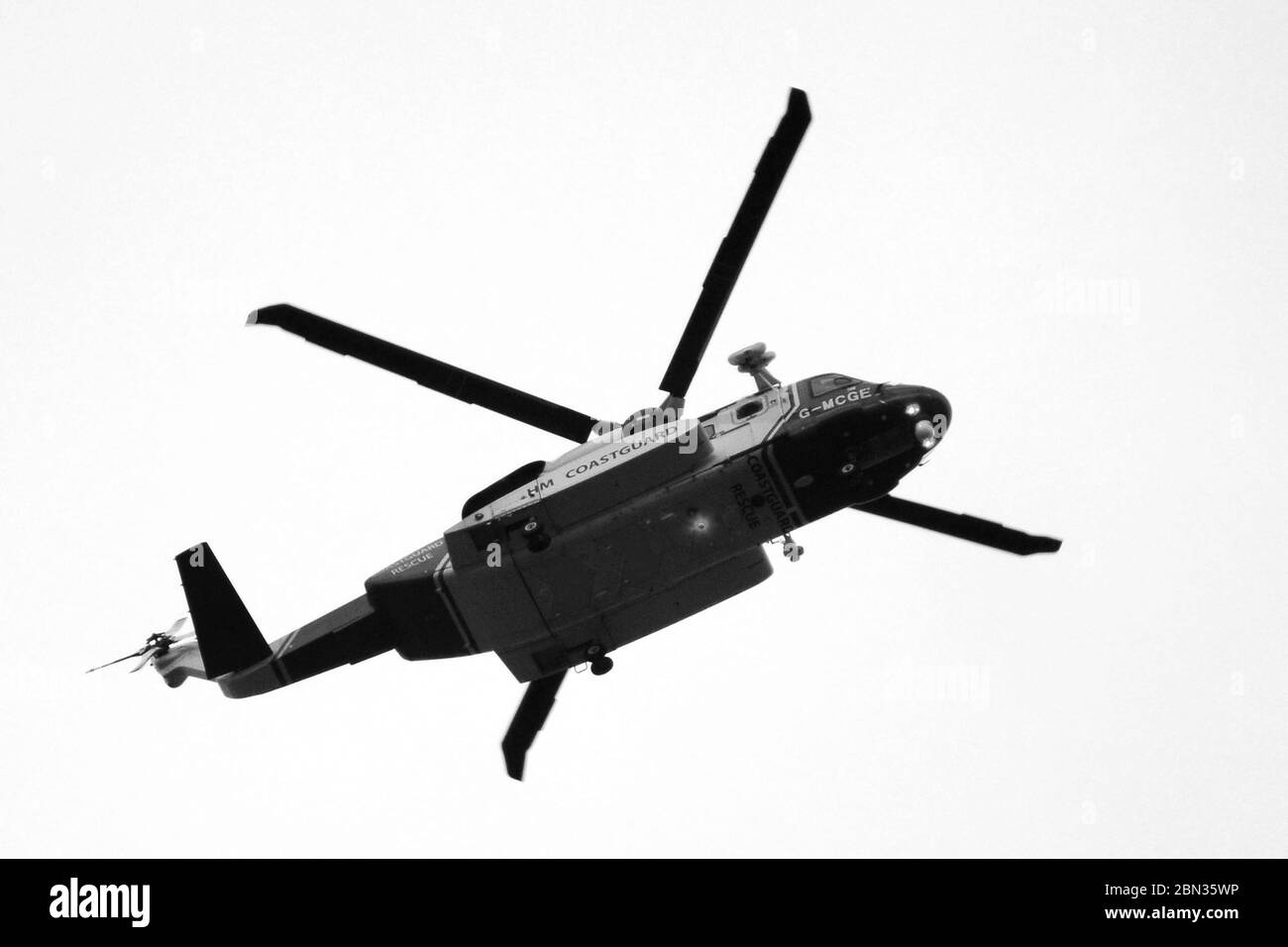Sikorsky search and rescue helicopter Black and White Stock Photos ...
