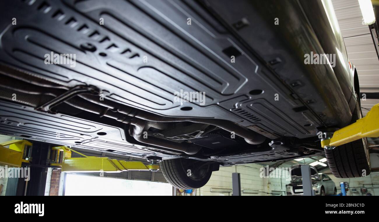 Hydraulic lift hires stock photography and images Alamy