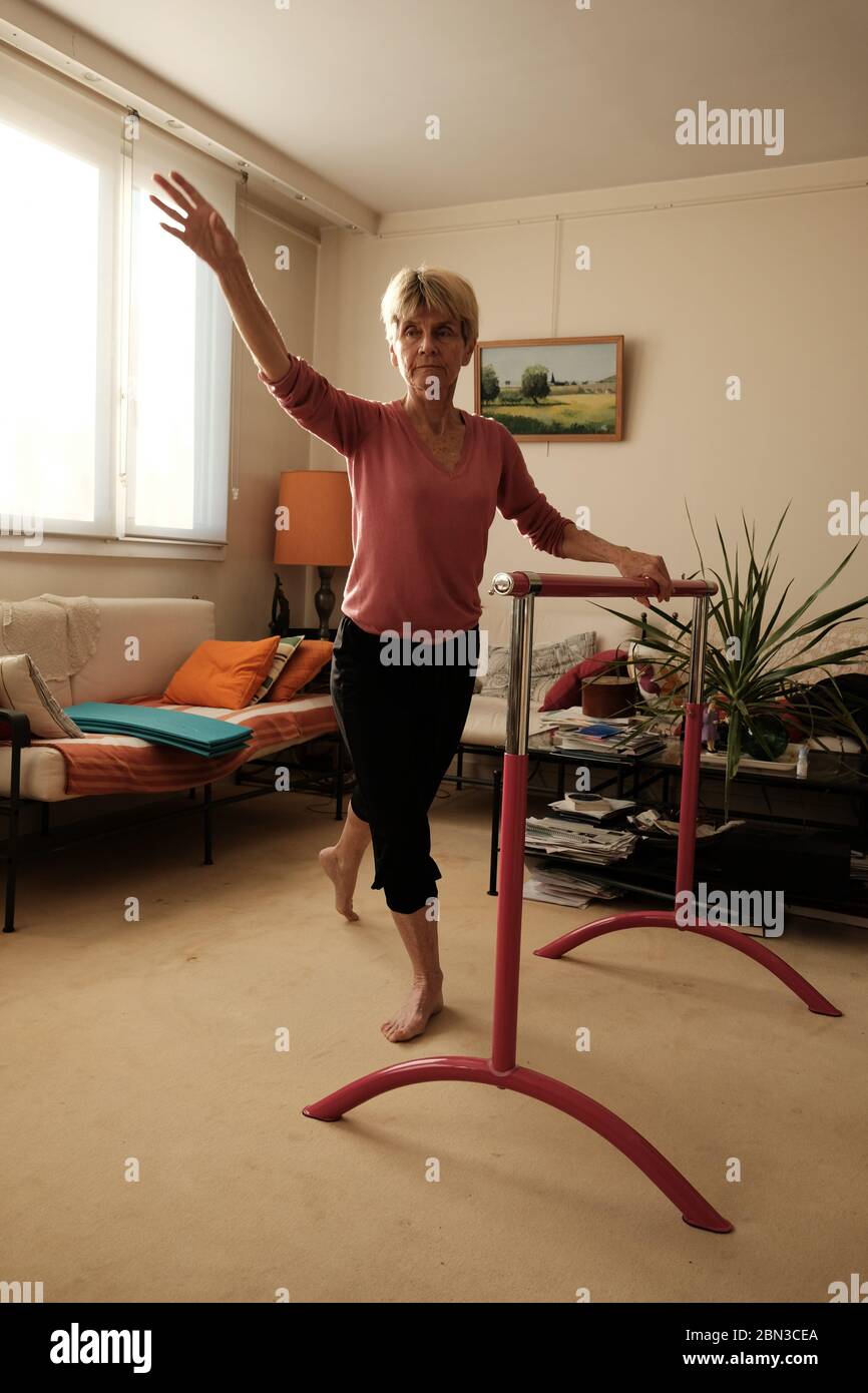 Example Distance Dance Distance learning classical dance at home Stock Photo - Alamy