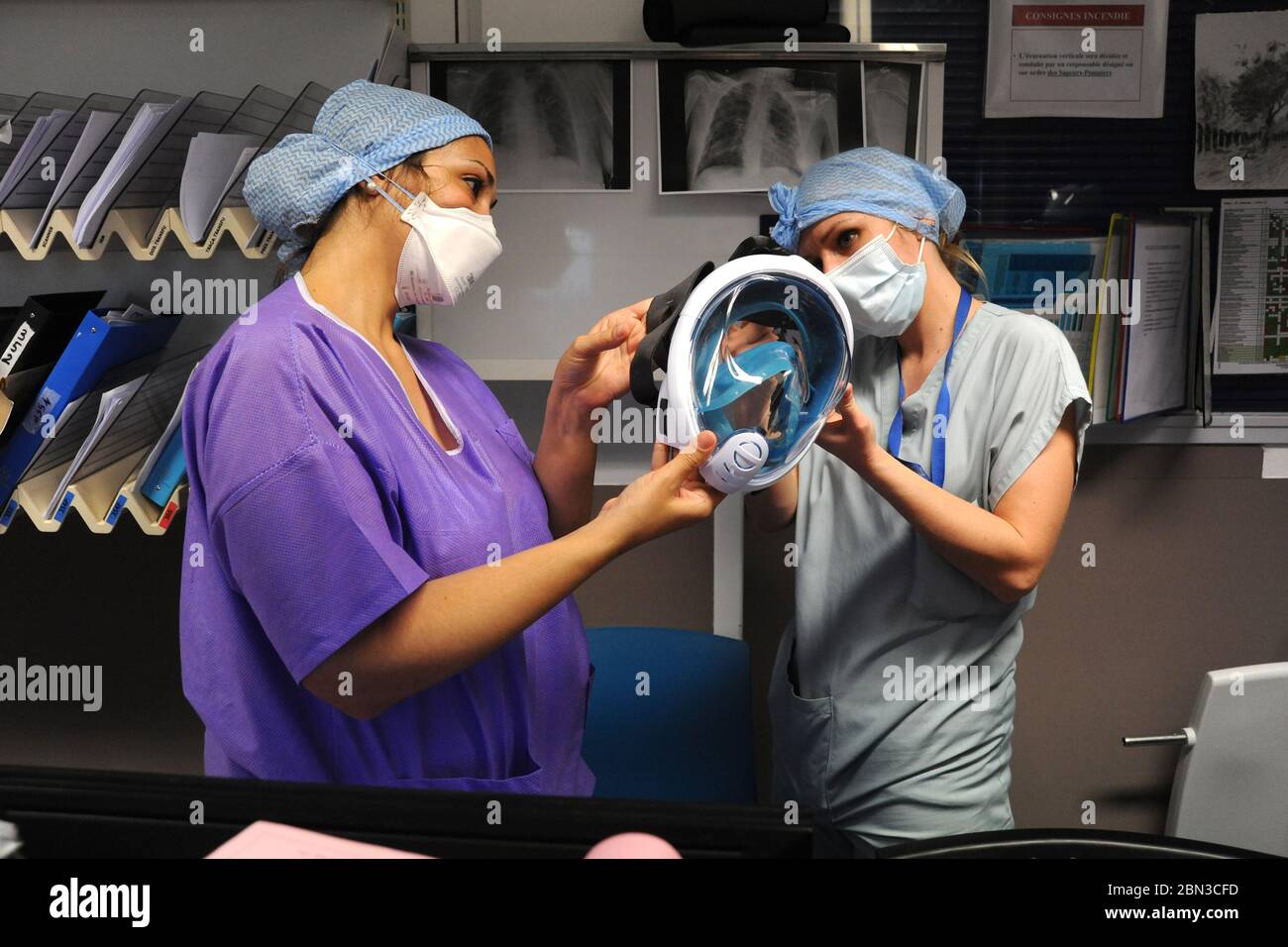 Decathlon lung respirator Stock Photo