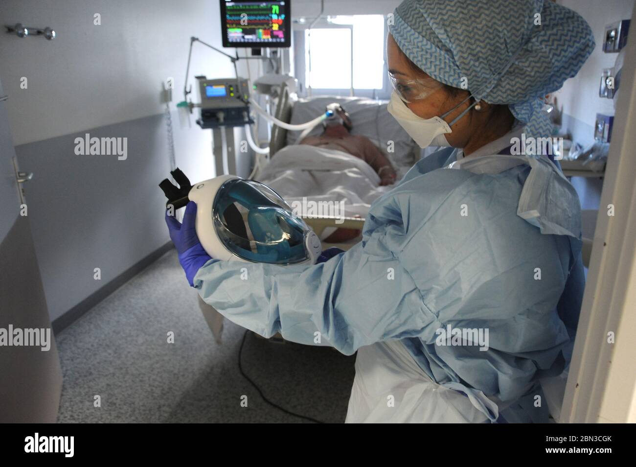 Decathlon lung respirator Stock Photo