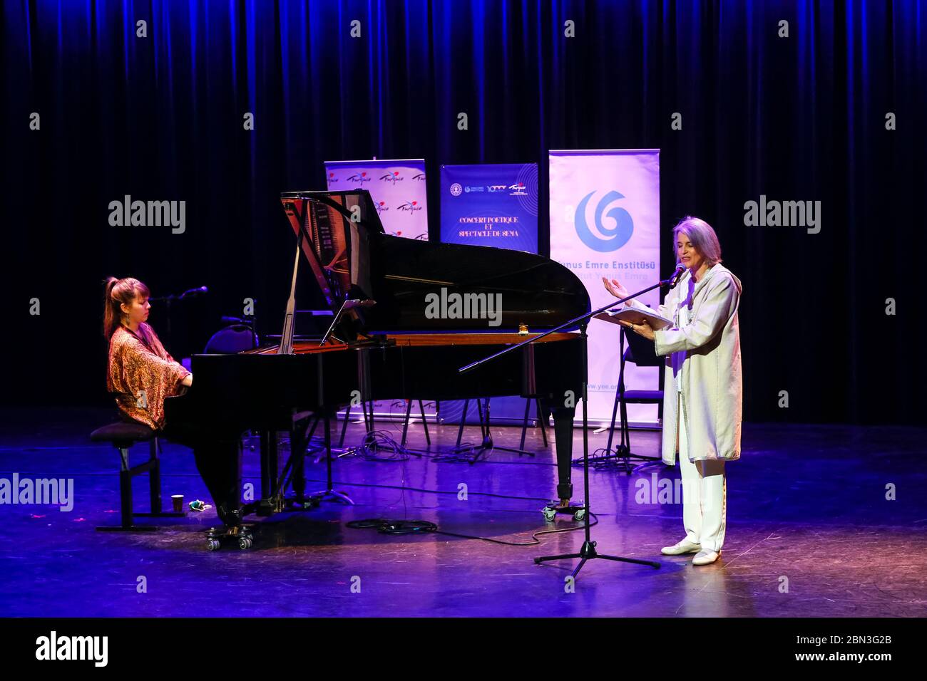 Poetic concert. Homage to sufi mystics by Joanna Goodale & Leili Anvar in  Paris, France Stock Photo - Alamy